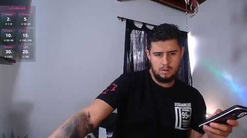 Snapshot of ryan_evanns chatting on 8, 11, 2025 R Y A N online show from 8, 11, 2025