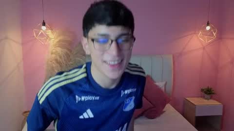 Snapshot of ryan_valentino chatting on 6, 6, 2026 ryan valentino online show from 6, 6, 2026