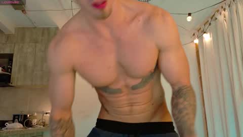 Ryan Blue ig ryannblue online show from 9, 11, 2025