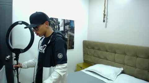 RyanPricee online show from 16, 1, 2025