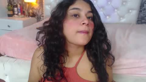 Snapshot of rylierouse chatting on 4, 11, 2025 rylierouse online show from 4, 11, 2025