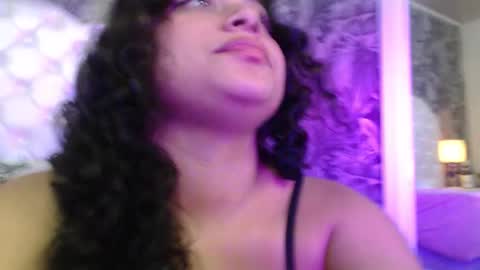 Snapshot of rylierouse chatting on 26, 11, 2025 rylierouse online show from 26, 11, 2025