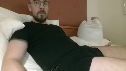 s_i_q online show from 30, 10, 2025