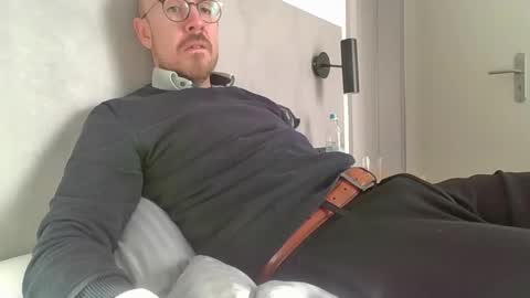 s_i_q online show from 18, 11, 2025