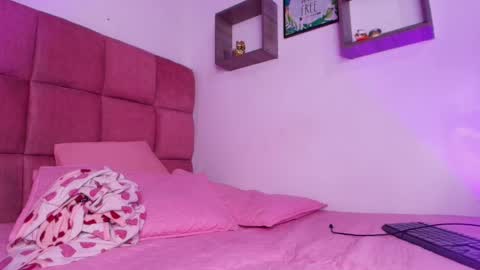 Snapshot of s_samanthax chatting on 2, 3, 2025 Samantha online show from 2, 3, 2025