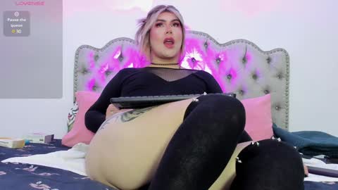 Snapshot of saammii_ chatting on 1, 1, 2025 Sammy Saenz ig Sammysaenz online show from 1, 1, 2025