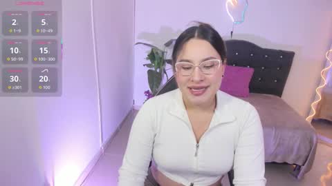 saaya_tay online show from 3, 10, 2025