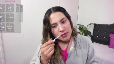 saaya_tay online show from 10, 10, 2025