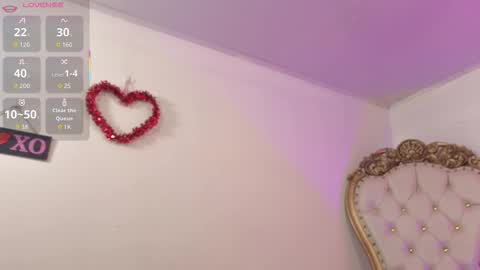 saaya_tay online show from 10, 11, 2025