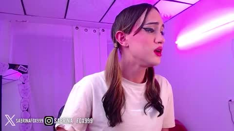 sabrina fox online show from 16, 9, 2025