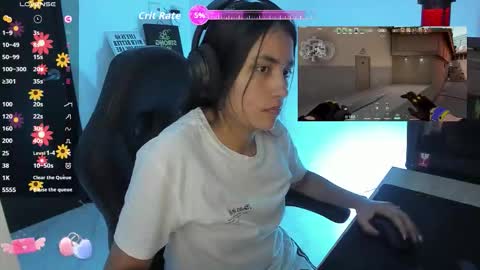 Snapshot of sabrina_chester_02 chatting on 15, 10, 2025 Angie online show from 15, 10, 2025