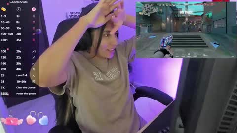 Snapshot of sabrina_chester_02 chatting on 7, 11, 2025 Angie online show from 7, 11, 2025