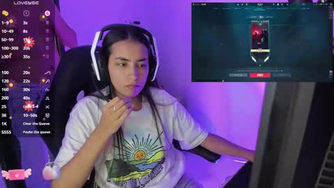 Snapshot of sabrina_chester_02 chatting on 11, 11, 2025 Angie online show from 11, 11, 2025