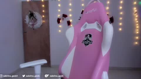 sabrina_geek online show from 12, 12, 2024