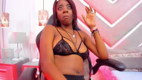 SabrinnaBrownn online show from 11, 10, 2025