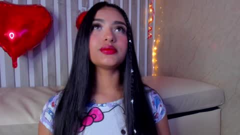 Snapshot of sabrinahims_ chatting on 3, 2, 2025 mariana online show from 3, 2, 2025