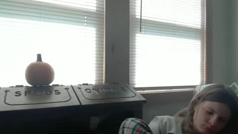 Snapshot of sabrinalexington chatting on 5, 10, 2025 Sabrina online show from 5, 10, 2025
