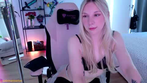 Snapshot of sabrinarose_x chatting on 2, 6, 2026 Sabrina Rose online show from 2, 6, 2026