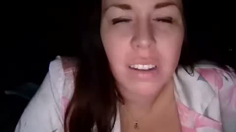 Snapshot of sabrinasunshine99 chatting on 8, 3, 2025 sabrinasunshine99 online show from 8, 3, 2025