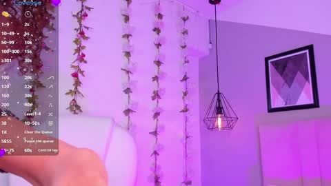 Sophie online show from 3, 2, 2025