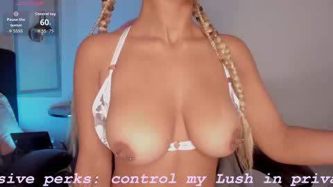 Sophie online show from 21, 10, 2025