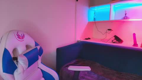 Cami online show from 4, 10, 2025