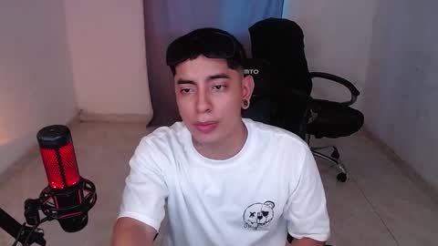 saenz_hotx online show from 8, 3, 2025