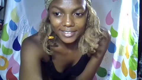 Snapshot of safira19 chatting on 15, 9, 2025 safira19 online show from 15, 9, 2025