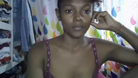 Snapshot of safira19 chatting on 11, 10, 2025 safira19 online show from 11, 10, 2025