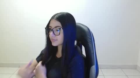 Sahaliefox  online show from 16, 4, 2026