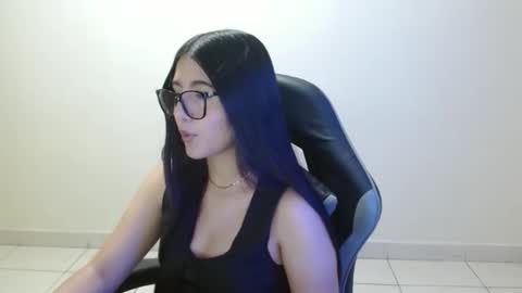 Sahaliefox  online show from 20, 4, 2026