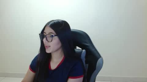 Sahaliefox  online show from 24, 4, 2026