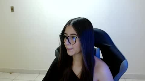 Snapshot of sahaliefox_ chatting on 25, 6, 2026 Sahaliefox online show from 25, 6, 2026