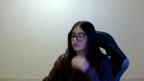 Snapshot of sahaliefox_ chatting on 3, 7, 2026 Sahaliefox online show from 3, 7, 2026
