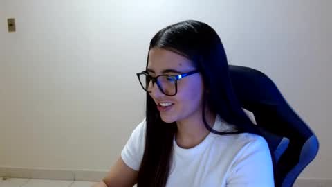 Snapshot of sahaliefox_ chatting on 21, 7, 2026 Sahaliefox online show from 21, 7, 2026