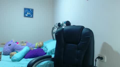 Karina online show from 7, 1, 2025