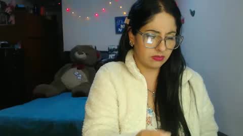 Karina online show from 28, 11, 2025