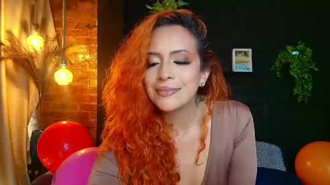 Snapshot of sahra_tayl0r_ chatting on 9, 5, 2026 SARA online show from 9, 5, 2026