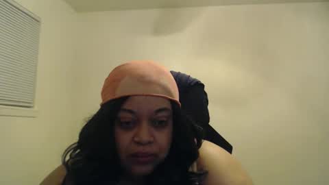 Snapshot of sailorlynnmoon chatting on 13, 5, 2026 Queen Serenity online show from 13, 5, 2026