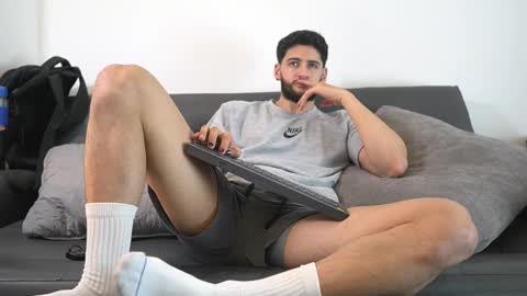 saimon  online show from 5, 2, 2026