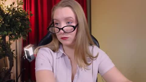 saint__vicious online show from 4, 12, 2025