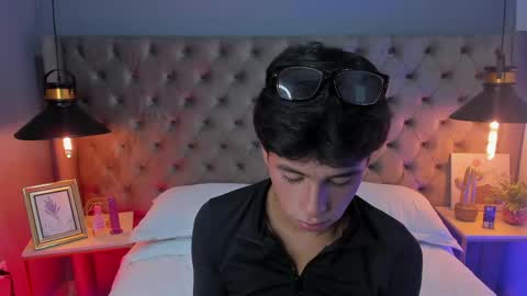 Snapshot of saintdangelo chatting on 27, 5, 2026 Santi online show from 27, 5, 2026