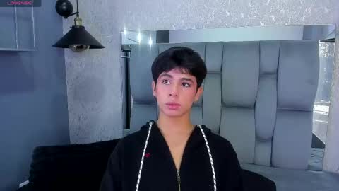 Snapshot of saintdangelo chatting on 29, 5, 2026 Santi online show from 29, 5, 2026