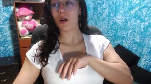 sakura_alek online show from 24, 4, 2026