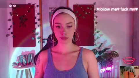 Sakura online show from 20, 11, 2025