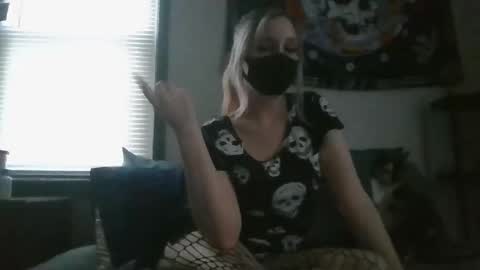 Snapshot of salem_veil chatting on 1, 3, 2026 Salem Veil online show from 1, 3, 2026