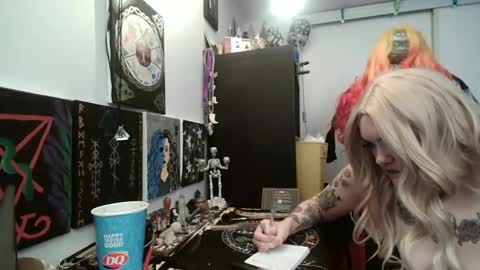 Snapshot of salemsslut chatting on 10, 1, 2025 salemsslut online show from 10, 1, 2025