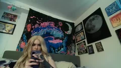 Snapshot of salemsslut chatting on 12, 1, 2025 salemsslut online show from 12, 1, 2025