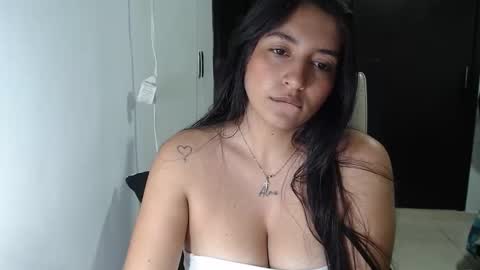 Snapshot of saliha_ chatting on 25, 4, 2026 saliha online show from 25, 4, 2026