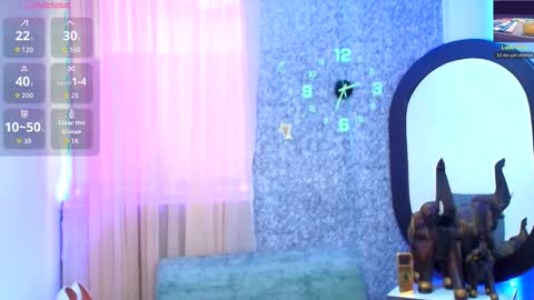 Snapshot of sally_ricci chatting on 15, 10, 2025 sally_ricci online show from 15, 10, 2025